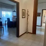 Panoramico Cagliari, I Tre Grilli, Centro קליארי