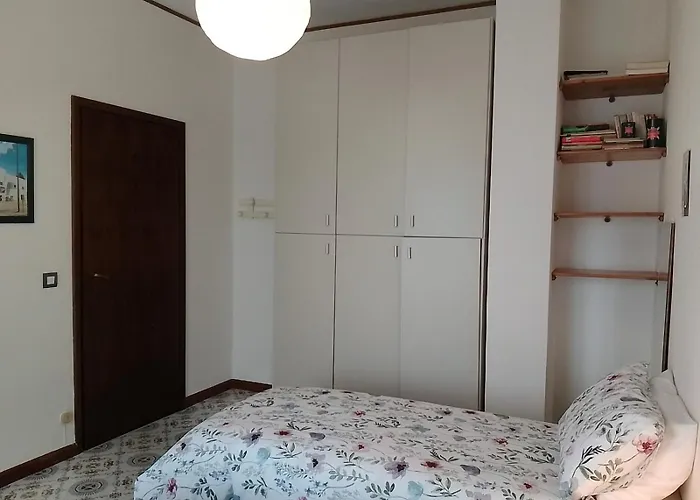 Panoramico Cagliari, I Tre Grilli, Centro * كالياري